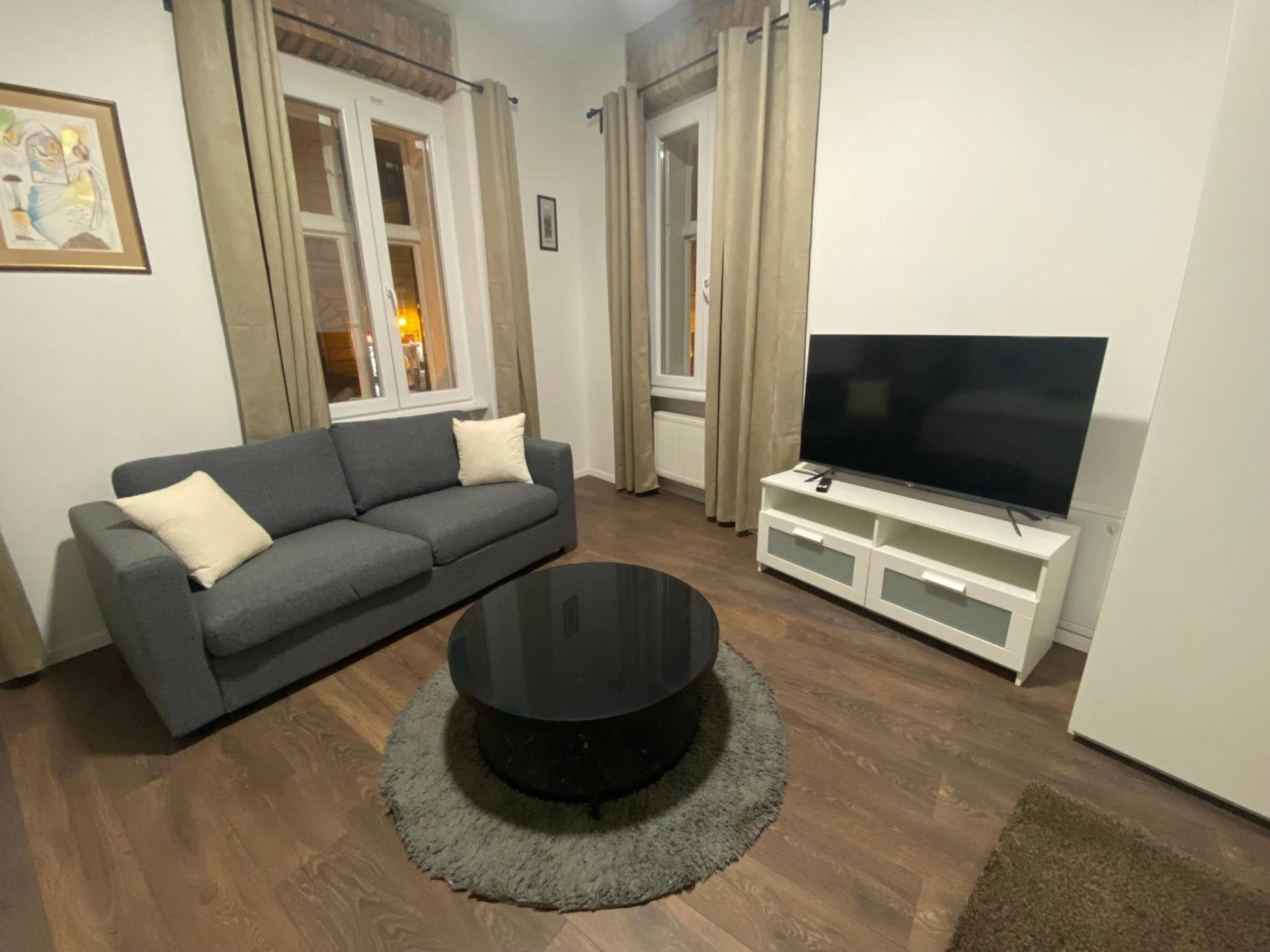 Nokturno Apartment *